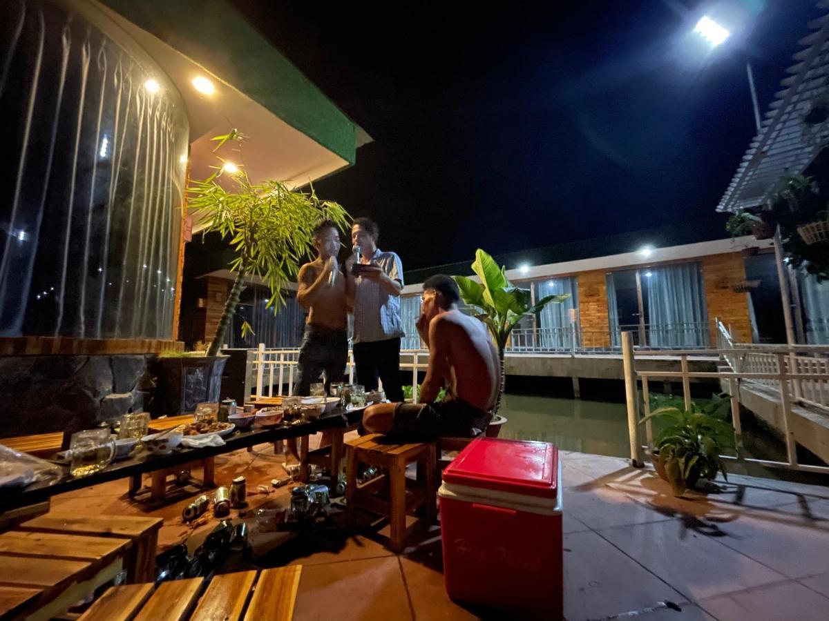 Xu Xu Motel Bac Lieu エクステリア 写真