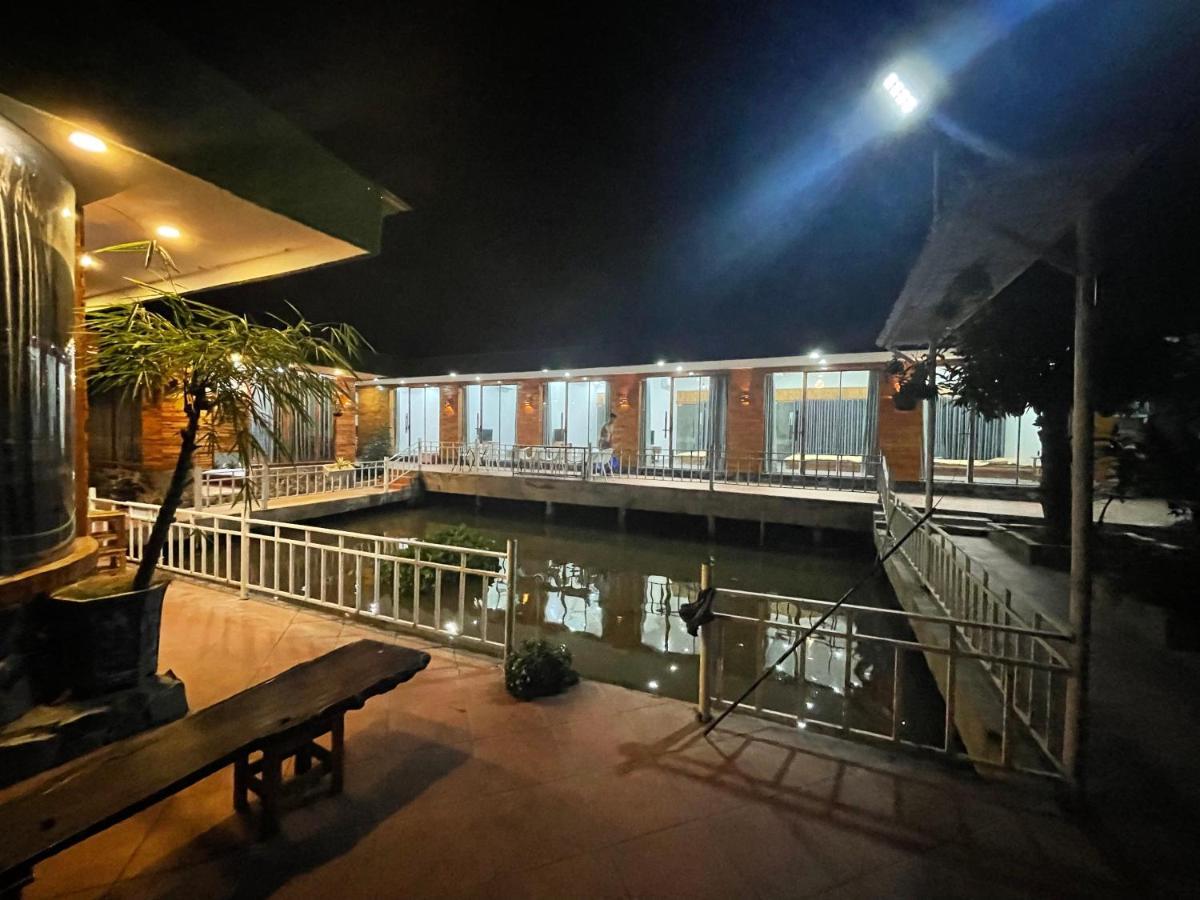 Xu Xu Motel Bac Lieu エクステリア 写真